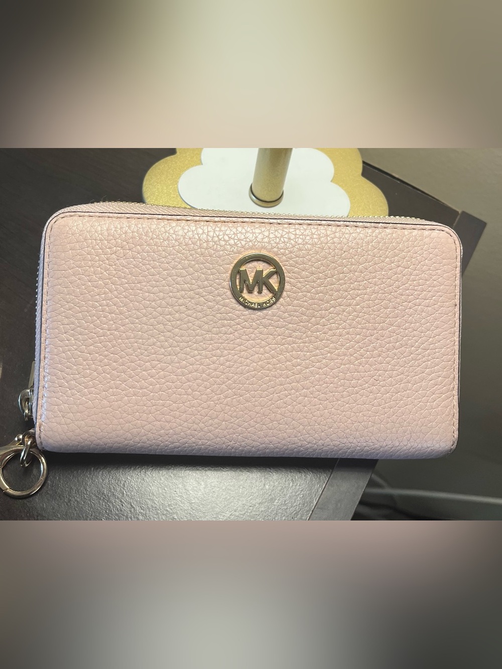 Michael Kors Fulton  Pebbled pink Leather Zip-Around Wallet EUC - Picture 3 of 14